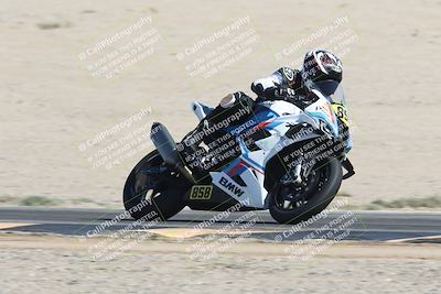 media/Oct-05-2025-CVMA (Sun) [[beeef4f201]]/Race 13-Formula 40 Open/